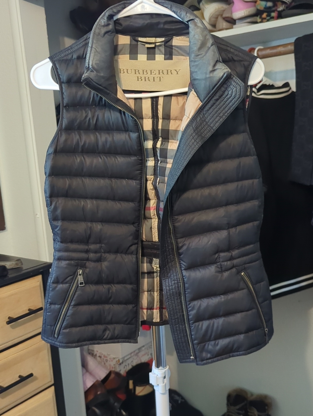 Authentic Burberry Quilted Puffer Plaid Nova Check Vest Size Small - CUTE! - Picture 1 of 4